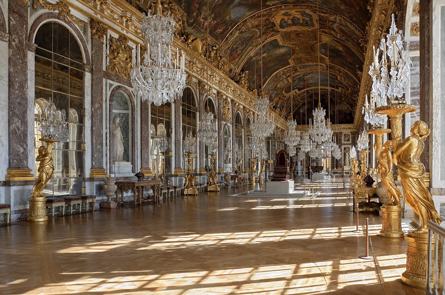 The Hall of Mirrors at Versailles - absolutism as architecture