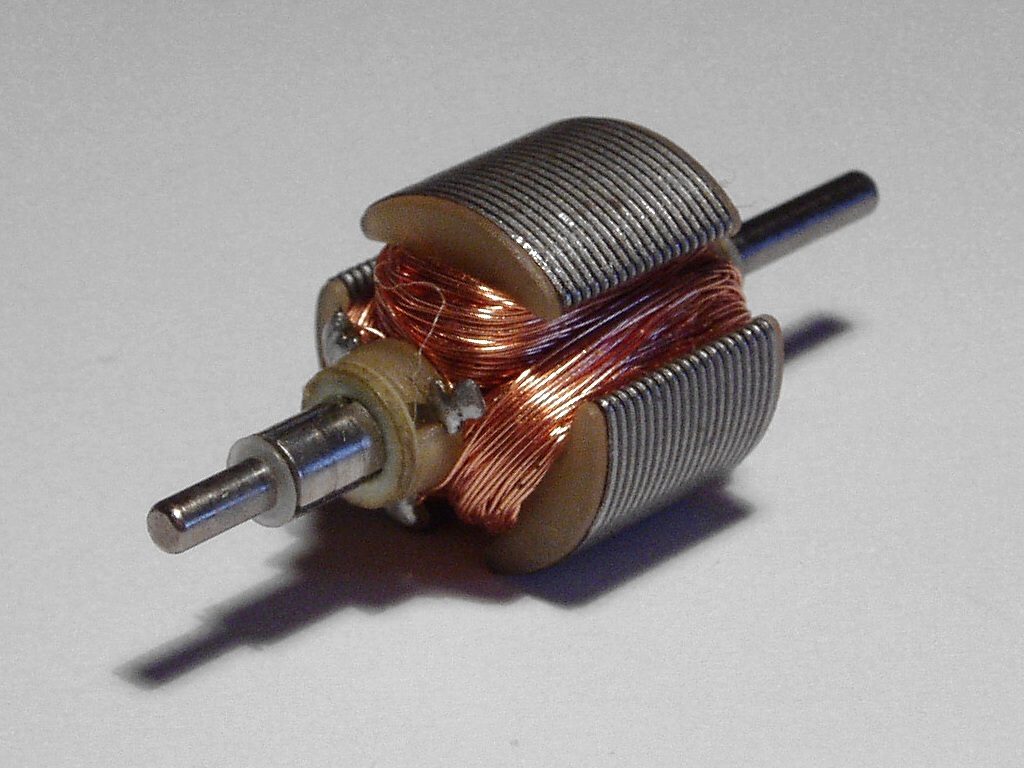المحور الملفوف لمحرك كهربائي